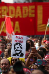 "Free Lula"