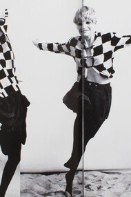 Six Magazine, Comme des Garçons