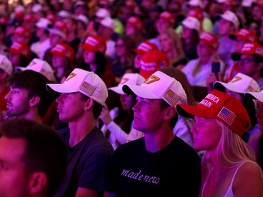 Partecipanti alla tappa del tour “This Is The Turning Point” presso l'Università del Minnesota, al Cyrus Northrop Memorial Auditorium di Minneapolis, Minnesota. Foto di Gage Skidmore 