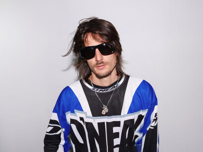 Danny Ocean representa a esos jóvenes que vivieron el desarraigo y transformaron el dolor del exilio en arte