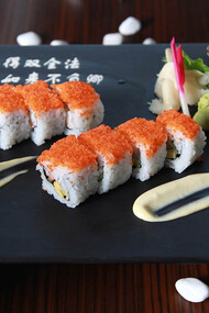 “Washoku” indica il cibo e la cultura dell’alimentazione giapponese, compresi anche tutti gli aspetti sociali e spirituali ad esso legati, tutte le regole legate all’etichetta, la convivialità e lo stile di vita; quello che noi intendiamo come galateo