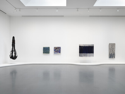 Olga de Amaral, exhibition view. Courtesy of Lincoln Glenn Gallery