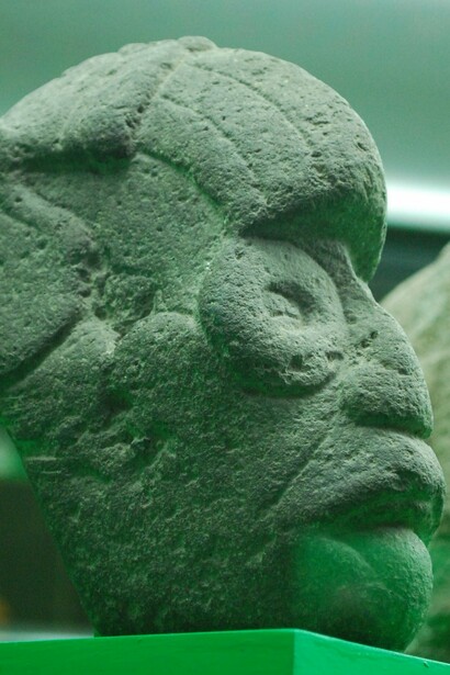 Escultura exhibida en el museo de arte pre hispánico Rufino Tamayo, Oaxaca, México