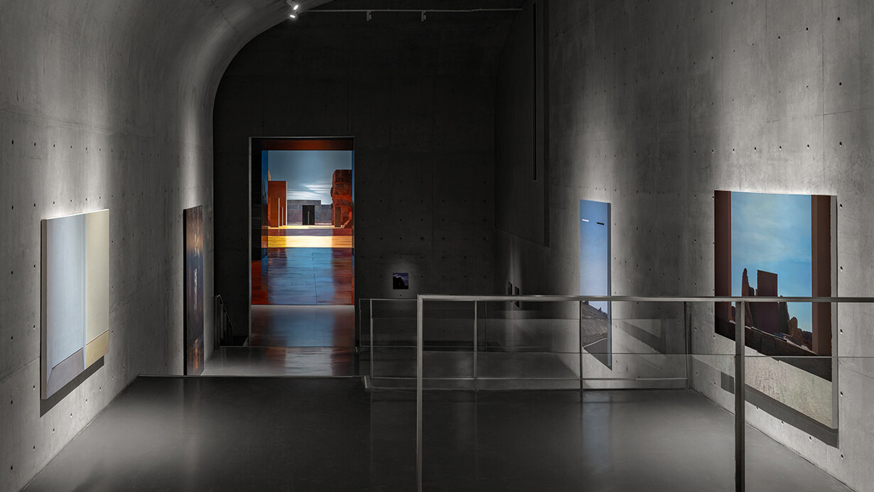 Yang Bodu, Black eagle, white eagle, exhibition view. Courtesy of Long Museum