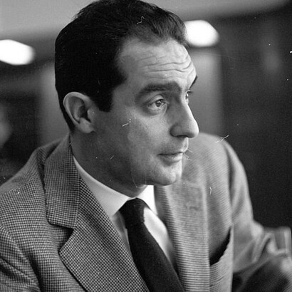 Italo Calvino (1923-1985) fotografato a Oslo, in Norvegia, il 7 aprile 1961 