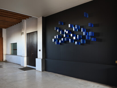 Artisti vari, #000000, veduta della mostra. Cortesia di Studio la Città