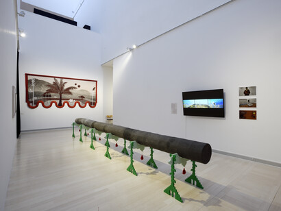 Various artists, Golden repair, exhibition view. Courtesy of Ludwig Museum