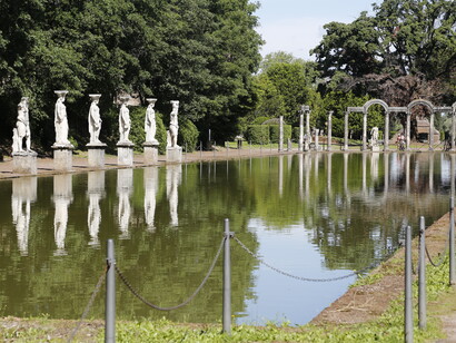Villa Adriana fue construida entre los años 118 y 138 d. C. por el emperador Adriano como lugar de retiro y una "ciudad ideal". Tívoli, Lacio, Italia
