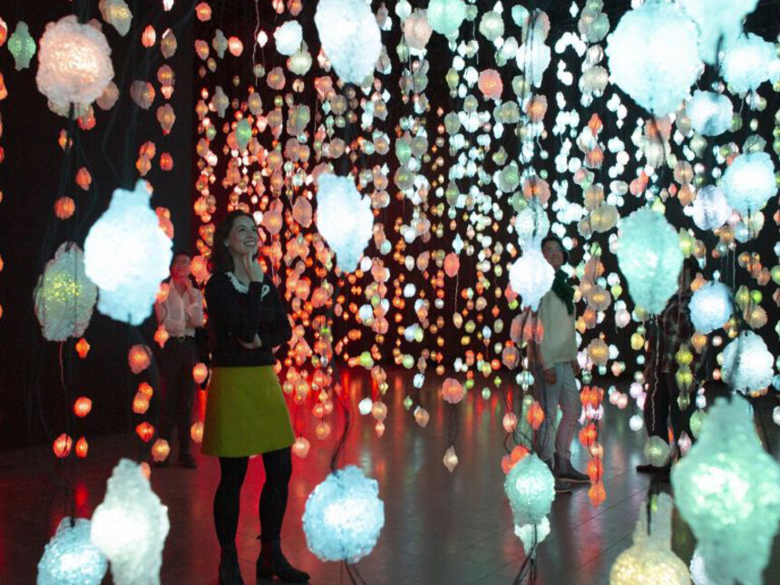 アート・デザイン・音楽 Pipilotti Rist, Congratulations!, 2007. Pipilotti Rist | Meer