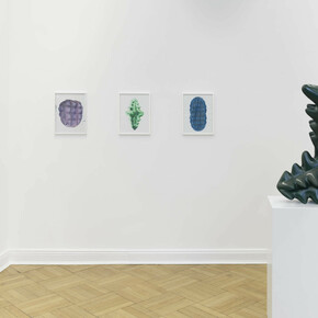 Jaana Caspary, Skulptur, ausstellungsansicht. Mit freundlicher genehmigung der Galerie Friese. Foto von Eric Tschernow