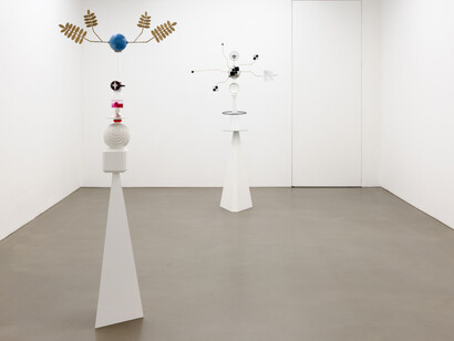 Björn Dahlem, Great cosmic wall, exhibition view. Courtesy of Galerie Guido W. Baudach