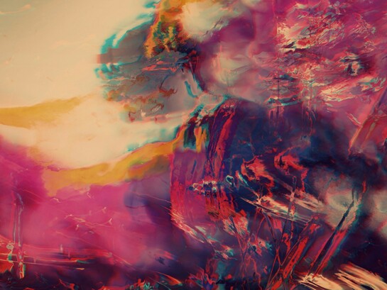 Il surrealismo è un movimento artistico e letterario nato nei primi decenni del Novecento, che mira a superare la logica razionale per esplorare l’inconscio e il sogno