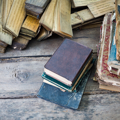 Bruno enseñó filosofía, memoria, cosmología y hermetismo en distintas ciudades, aun sabiendo que sus ideas podían traerle enemigos