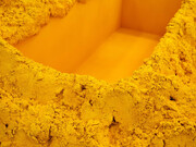 Anish Kapoor. Courtesy of Galerie Klüser