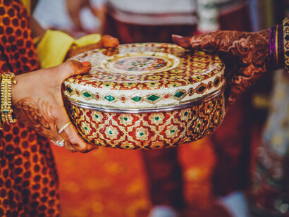 Transmettre une langue, c’est aussi transmettre des savoirs, des symboles et une mémoire culturelle