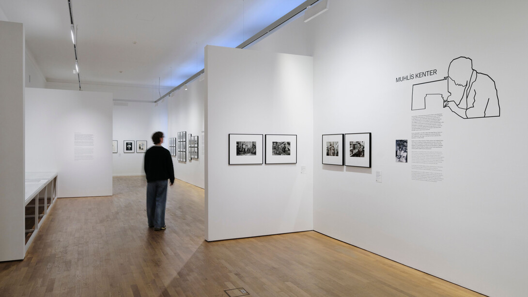 Various artists, They used to call us guest workers, exhibition view. Courtesy of Museum für Kunst und Gewerbe Hamburg