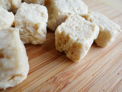 Pezzi di quorn tagliati a cubetti