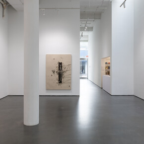Bernardo Pacquing, Causal loops, exhibition view. Courtesy of Silverlens Galleries