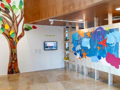 Varios artistas, Aprendiendo a través del arte 2025, vista de exhibición. Cortesía del Museo Guggenheim Bilbao