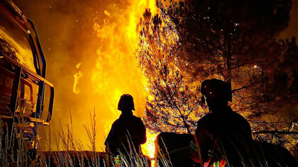 Wildfires intensified by global warming, reflecting the scale of the climate crisis