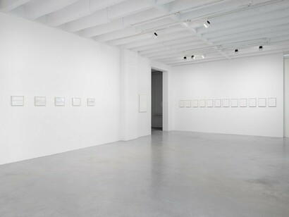 Spencer Finch, Decoy, ausstellungsansicht. Mit freundlicher genehmigung der Galerie Nordenhake