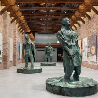 Thomas Schütte, Genealogies, exhibition view. Courtesy of Pinault Collection Gallery 
