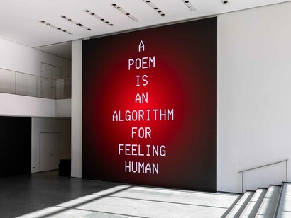 Sasha Stiles, A living poem, exhibition view. Courtesy of MoMA