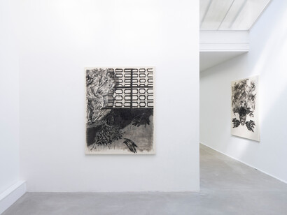 Tiemar Tegene, Mirror, mirror on the wall, who’s the darkest of them all? Exhibition view. Courtesy of Akinci. Photo by Peter Tijhuis