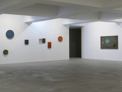 José Bechara, Deambulações no labirinto, vista da exposição. Cortesia da Galeria Carlos Carvalho