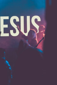 Show gospel. “Evangelho de Fariseus” chamou a atenção do Brasil todo, ao ser cantada e escrita pela voz de Ayme Rocha, durante a sua participação do Dom Reality