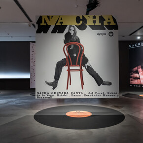 Nacha Guevara, Here I am, exhibition view. Courtesy of Museo de Arte Moderno de Buenos Aires