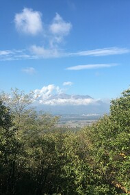 Anfiteatro morenico di Ivrea dal Castello di Masino, Italia 
