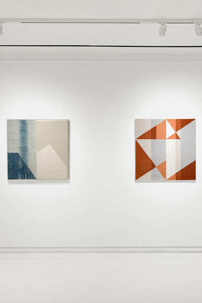 Ethel Stein, Master of the loom, exhibition view. Courtesy of Sapar Contemporary