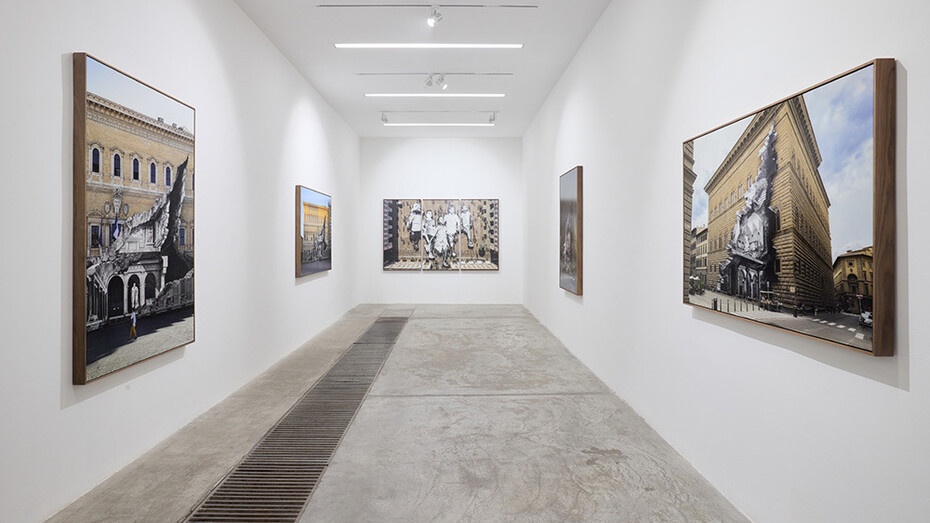 JR, 万花筒 (Kaleidoscope), exhibition view. Courtesy of Galleria Continua 