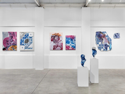 Add Fuel and PichiAvo, Memória material (Material memory), exhibition view. Courtesy of Underdogs Gallery