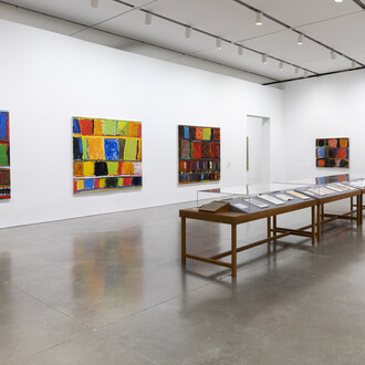 Stanley Whitney, How high the moon, exhibition view. Courtesy of Institute of Contemporary Art, Boston