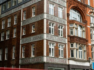 In central London, England, Fleet Street stands as a symbol of the city’s literary and journalistic past, once the bustling hub of newspapers, printing presses, and publishing houses
