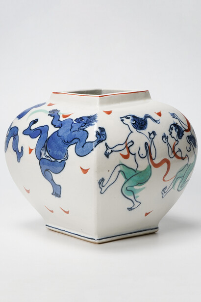 Kawamoto Goro 河本五郎, Sometsuke jar with drawings of a banquet of the hungry 
ghosts, 1980’s. Courtesy of Dai Ichi Arts