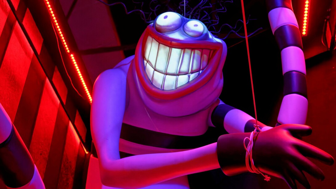 Escultura en la muestra inmersiva "Tim Burton's Labyrinth", 2024