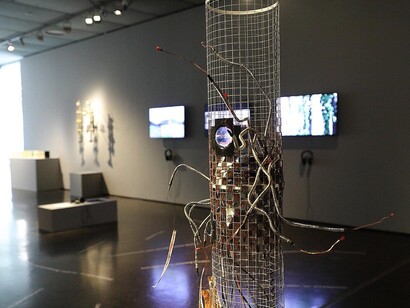 Various artists, Solids in revolution, exhibition view. Courtesy of Neue Galerie Graz