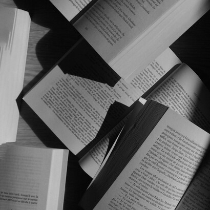 La educación debe defenderse como un derecho colectivo, no como un servicio moldeado por las opiniones más ruidosas del momento