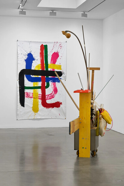 Abraham Cruzvillegas, Splitogetherness: another groove, exhibition view. Courtesy of Galerie Thomas Schulte