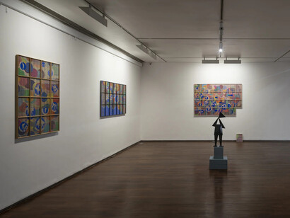 Naresh Kumar, Act of republic, exhibition view. Courtesy of Chemould Prescott Road