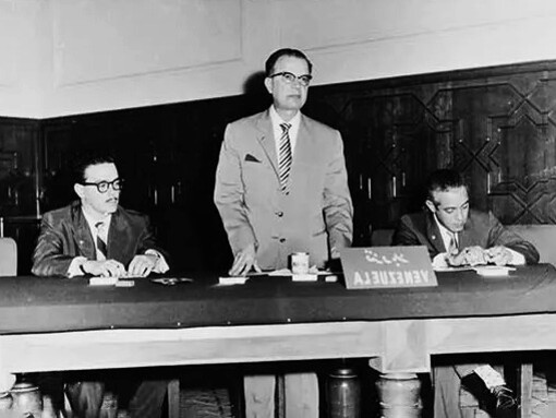 Delegación venezolana en la histórica Conferencia de Bagdad que dio inicio a la OPEP, llevada a cabo del 10 al 14 de septiembre de 1960