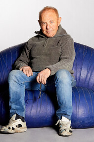 Louis Durot assis sur "La Bouche"