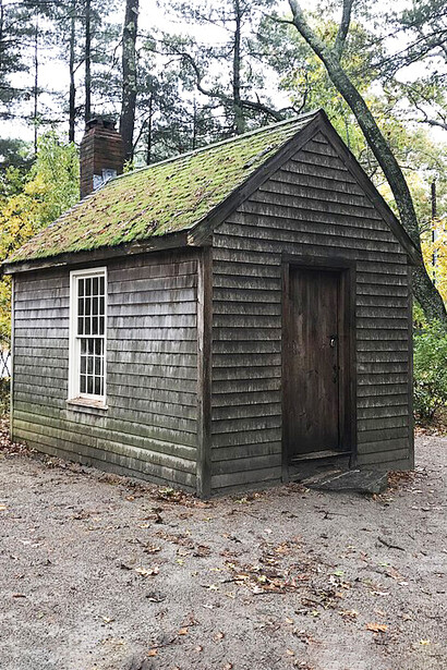 Réplica de la cabaña de Thoreau. Walden Pond, Massachusetts, Estados Unidos