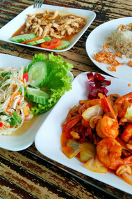 Delicious Thai food © Estrode