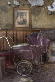 La carrozzina in attesa