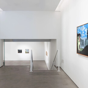 Ian Mwesiga, Au service des rêves (In the service of dreams), vue d’exposition. Avec l’aimable autorisation de la Galerie Mariane Ibrahim