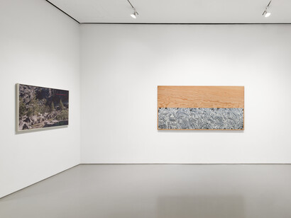 Richard Long, Full moon, exhibition view. Courtesy of Sperone Westwater